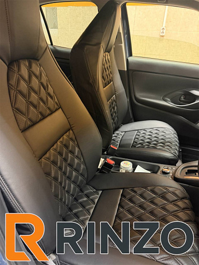 Чехлы Rinzo кожа PVC Toyota Yaris \ Yaris Cross  2020- литые подголовники НЕ гибрид  модель Grid (ромб)