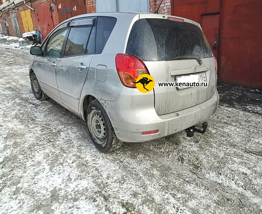 Фаркоп (ТСУ) для Toyota Corolla Spacio (кузов E120, 2 поколение) 2WD 2001-2007 г.г. выпуска.
