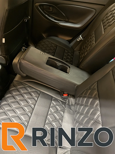 Чехлы Rinzo кожа PVC Toyota Yaris \ Yaris Cross 2020- раздельные подголовники НЕ ГИБРИД модель Grid (ромб)