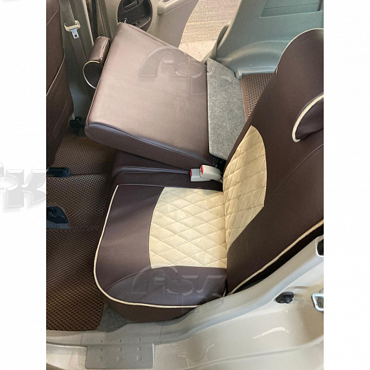 Чехлы из экокожи Toyota Passo (Daihatsu Boon) 30 02.2010-03.2016 1+1,5 разд.подг.  (Мод.473.0) Автокомфорт