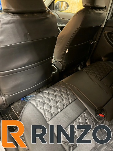 Чехлы Rinzo кожа PVC Toyota Yaris \ Yaris Cross 2020- раздельные подголовники НЕ ГИБРИД модель Grid (ромб)