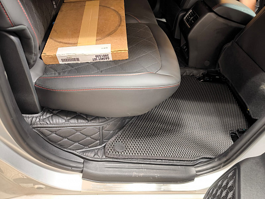 Коврики кожаные в салон 3D JAC T9 2024-