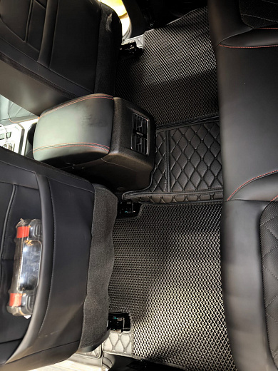 Коврики кожаные в салон 3D JAC T9 2024-
