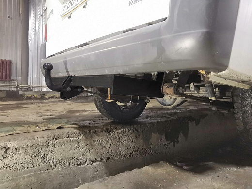 Фаркоп Vanette 1999-2017 / Mazda Bongo 1999-2020 (кроме спарка) тип шара A Halty