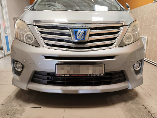 Утеплитель радиатора кожаный Toyota Alphard (H20) 2011 - 2015