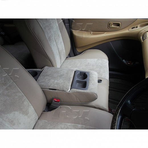 Чехлы из экокожи Nissan Tino I [V10] 12.1998-03.2003 6 мест (Мод.135.0) Автокомфорт