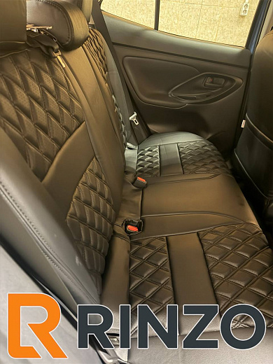 Чехлы Rinzo кожа PVC Toyota Yaris \ Yaris Cross  2020- литые подголовники НЕ гибрид  модель Grid (ромб)